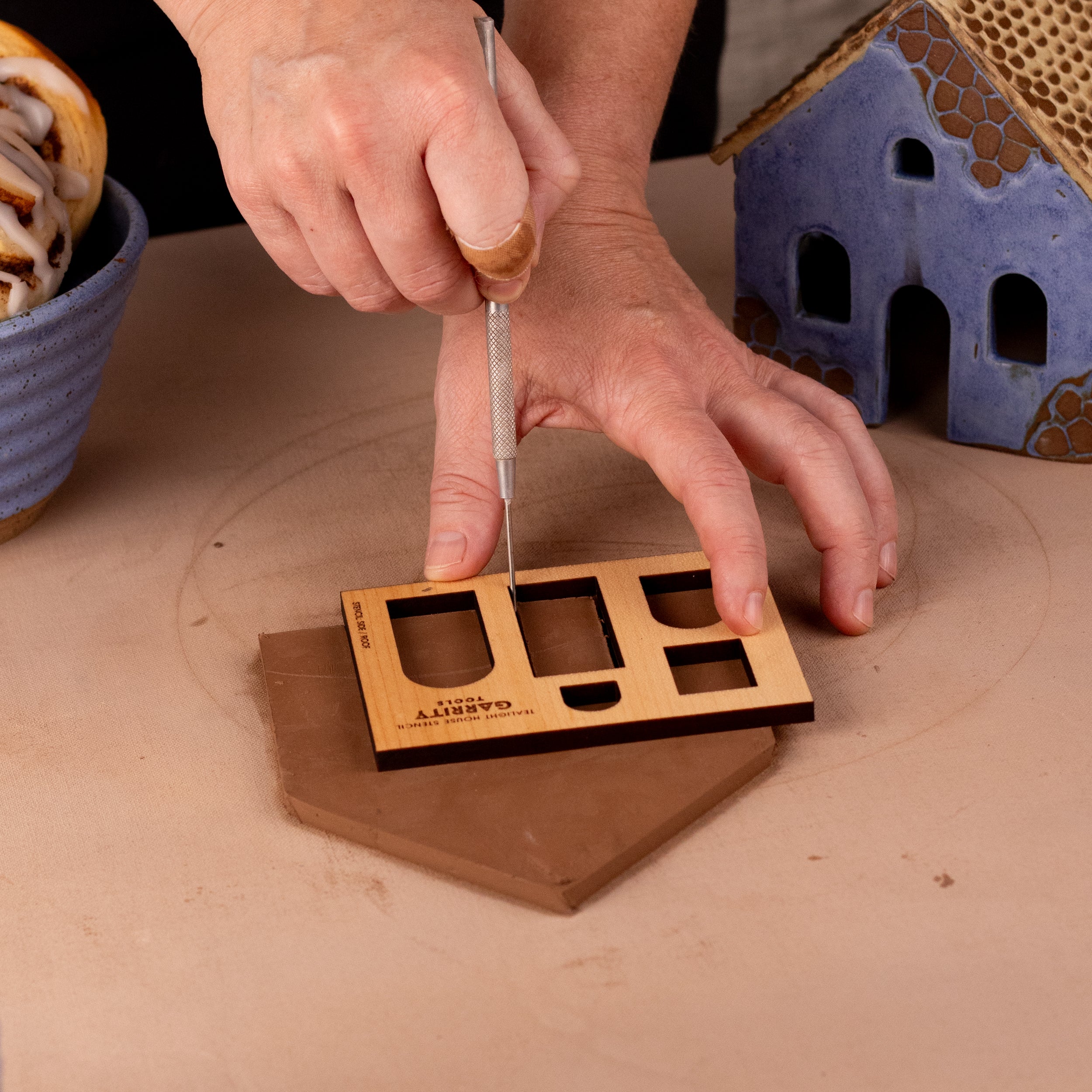 Tealight House Stencil